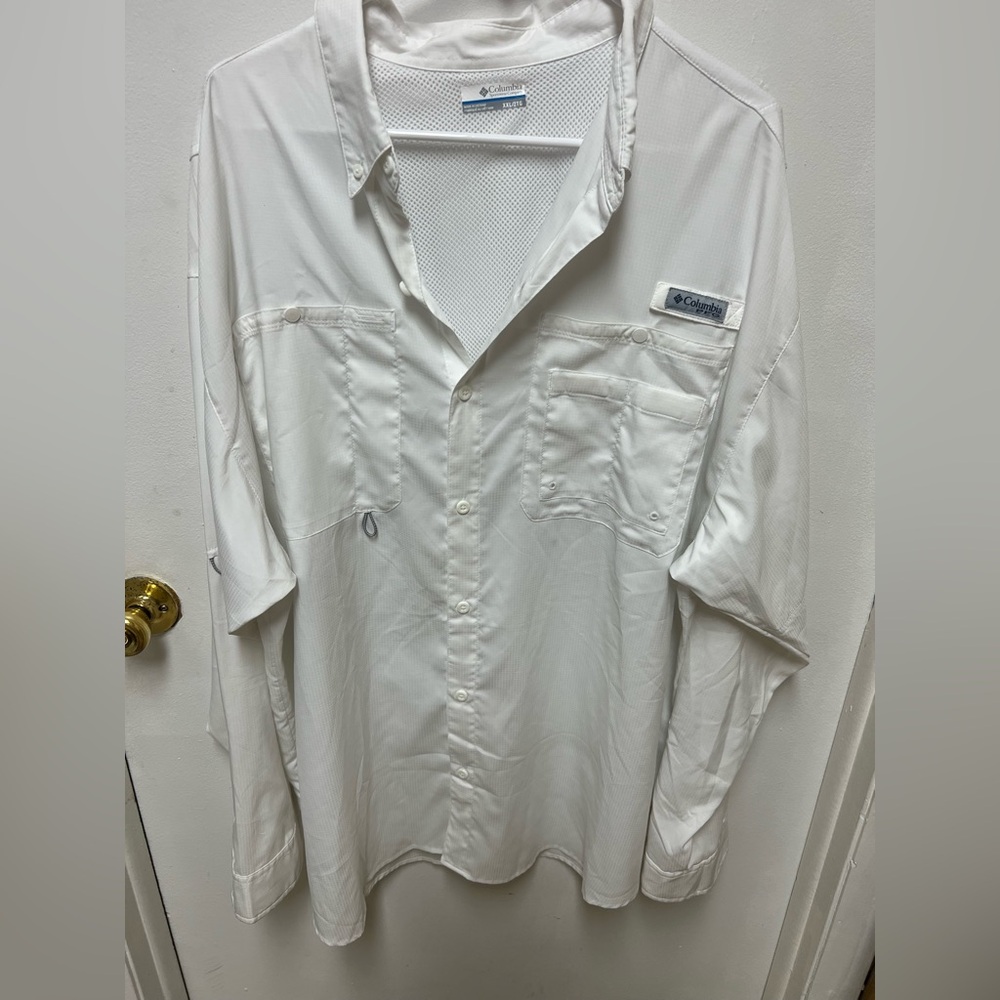Columbia Men's Classic White Button Down Shirt